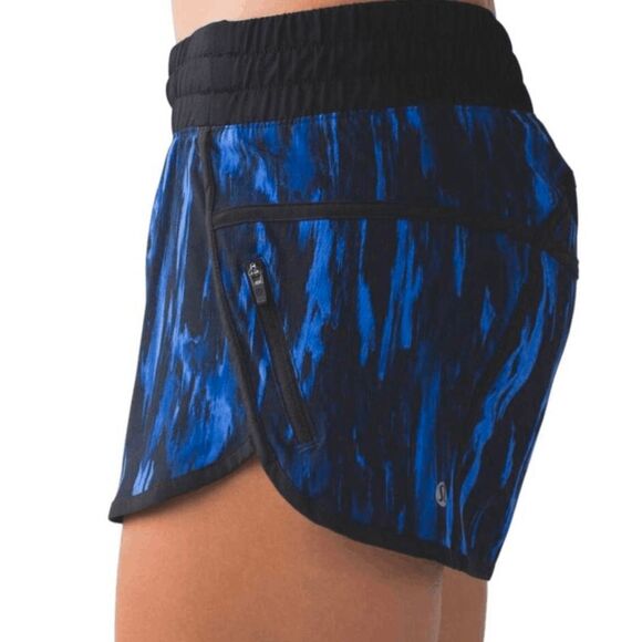 LULULEMON ATHLETICA Tracker Short III '4-Way Stretch Size 4 - Picture 1 of 5